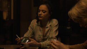 Смотреть на Лордфильм 2.0 Сериал Переполненная комната 2023